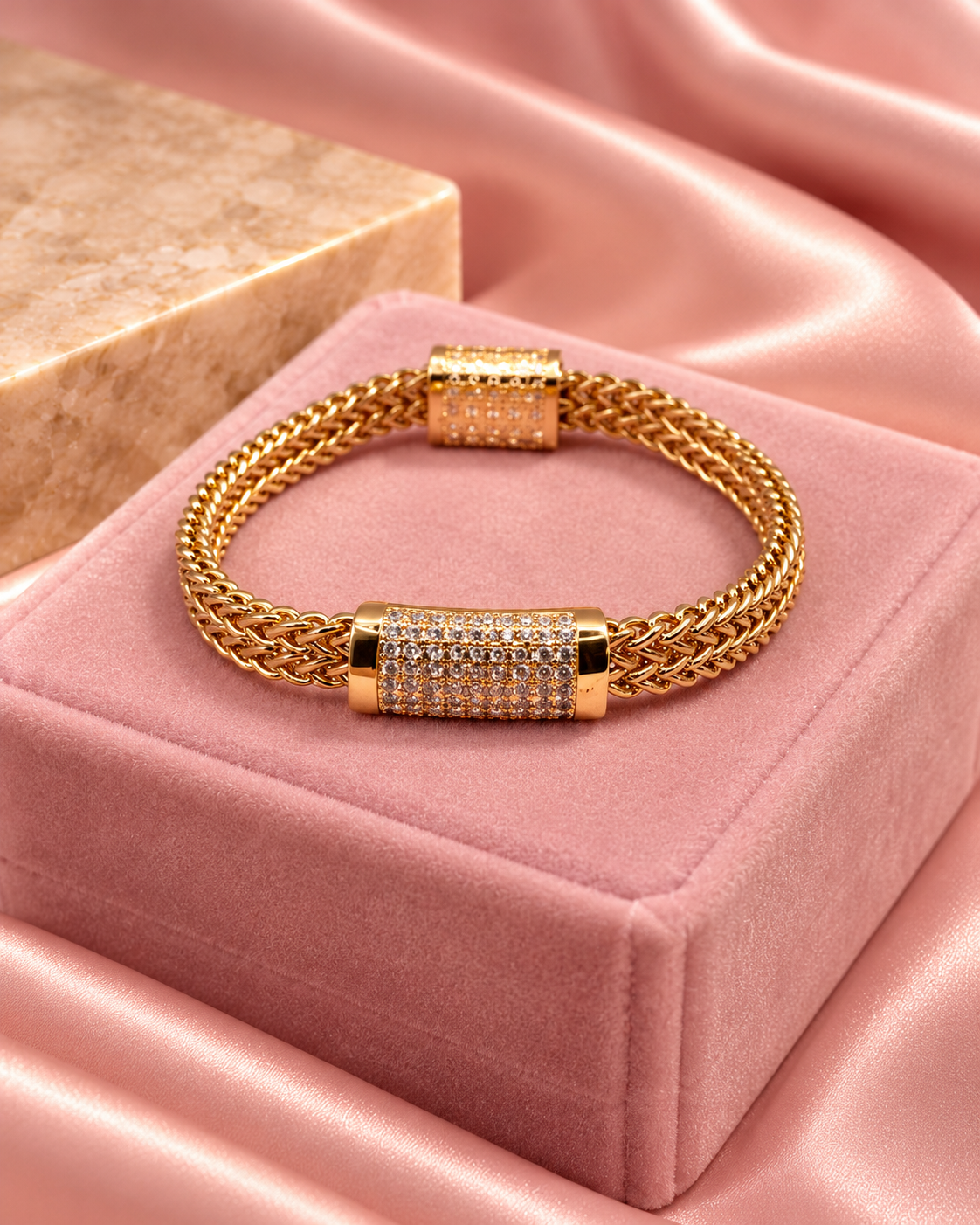 Luxe Lock Bracelet Main image